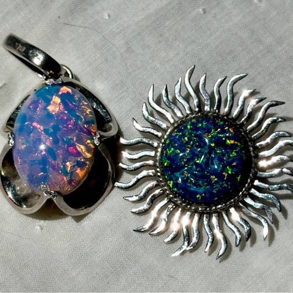 2 Sterling Silver pendants one is Opal Pendants Sun-face & Cabochon. - Picture 3 of 6